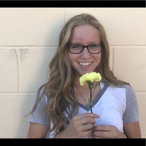 Meet your Posher, Anna